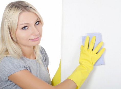 Deep cleaning of fabric seating in a Camden Town home